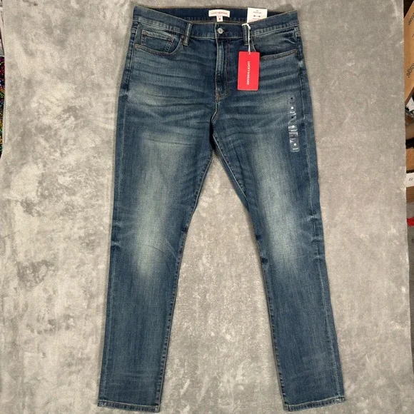 Lucky Brand Jeans Mens 36x34 412 Athletic Slim 2 Way Stretch Medium Wash Denim - Picture 2 of 15